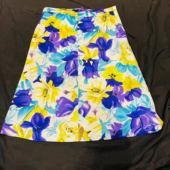 Floral high waist satin skirt - Picture 8 of 9